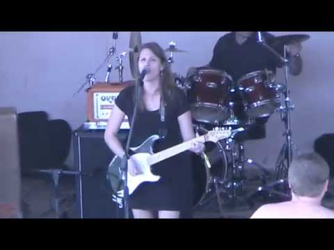 Agyness B. Marry - She Says She Needed a Friend . @ Cieszanów Rock Festiwal 2014 Poland