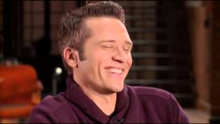Castle Extra with Jon Huertas and Seamus Dever video