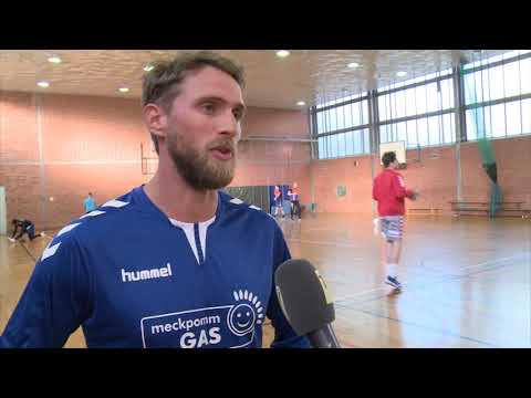 Mecklenburger Stiere trainieren mit neuer Rückraum-Verstärkung