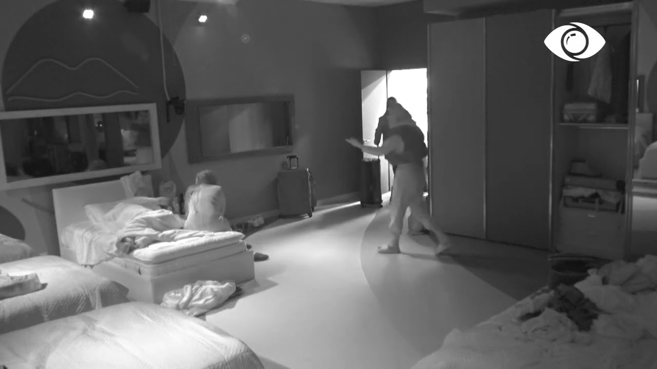 Kërkoji falje Kiarës/ Kejvina debaton me Luizin