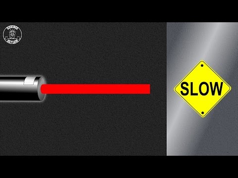 Does Light Slow Down In Glass?