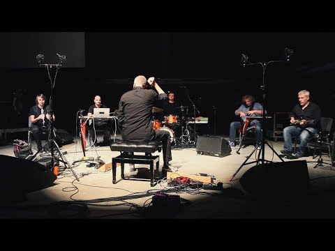 LFO #8 (improvisation for electroacoustic ensemble and live electronics)