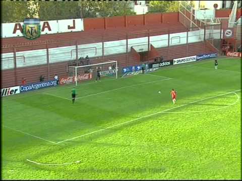 Definición por penales. San Lorenzo 5 (1) - (1) 4 Barracas Central