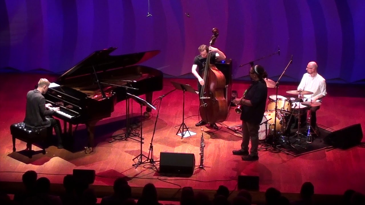 Piotr Wyleżoł Quartet feat  Dayna Stephens  "No Stamp Required" (by J. Muniak)