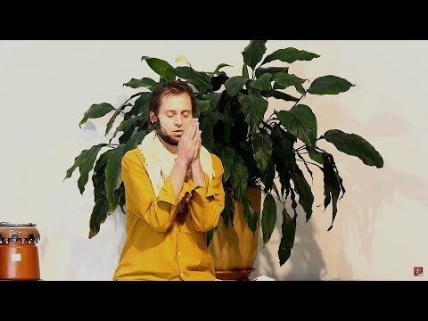 Yogastunde "Geistig" - Yoga Vidya Ashram Live - 9:15 Uhr 2.1.2022