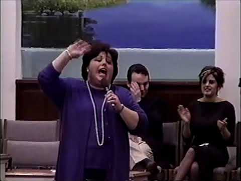 The Griffiths with Sue Dodge-Give Him The Praise