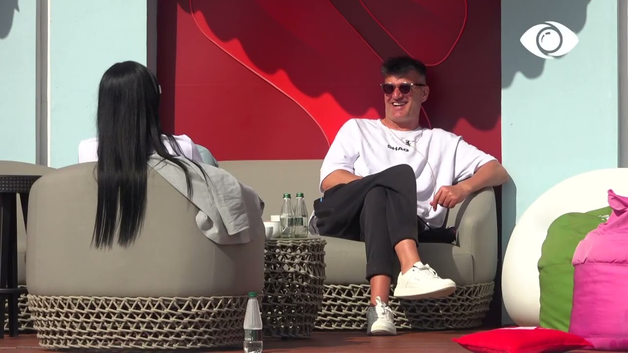 Nuk bëhem si Luizi/ Efi bisedon me Bledin