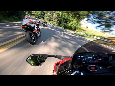 BICHO PEGOU NO ACELERO COM A S1000RR x ZX10R x DUCATI V4S x SRAD 1000