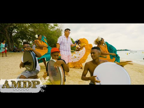 Julien Verloppe - Dialsa zeness (Clip officiel)