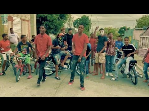 Darlin Bloow Ft Stwander 29 - Ruede (Vídeo Oficial)