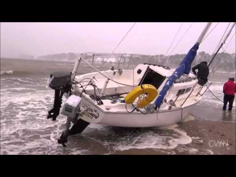 Sailboat aground during blizzard Harwich, MA 2/08/16
