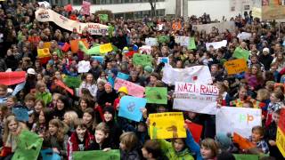 preview picture of video 'Gymnasium Grafing gegen Rechts - Bunt statt Braun-Demonstration'