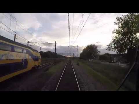 A train driver's view: Hoorn - Alkmaar, DDZ, 17-Sep-2015.