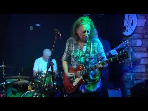 Innes Sibun -  Ain't Nobody's Business (Live in BoA)