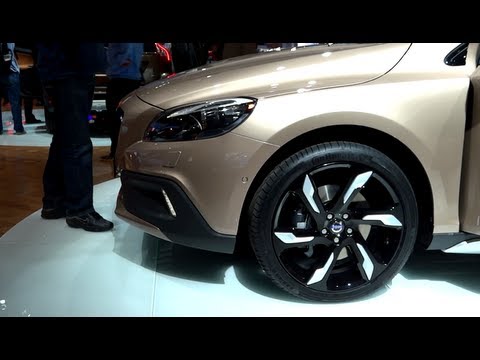 2013 Volvo V40/XC40 T5 Cross Country - In Detail (1080p FULL HD)