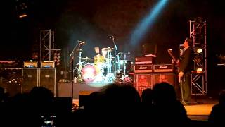 Black Country Communion - The Revolution In Me @Wolverhampton Civic Hall 29/12/2010