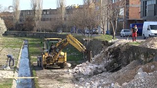 Ремонтират компрометирани участъци от коритото на река Хасковска