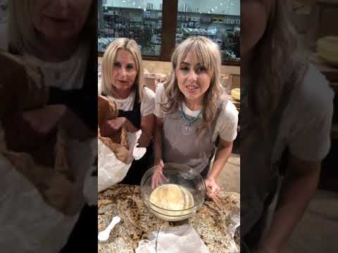download lagu mp3 mp4 Food Nanny Rolls, download lagu Food Nanny Rolls gratis, unduh video klip Food Nanny Rolls