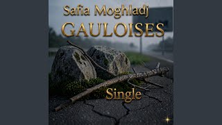 Gauloises, Safia Moghladj 