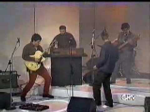 Just A Gigolo - Angel Parra Trío en Primer Plano (2001)