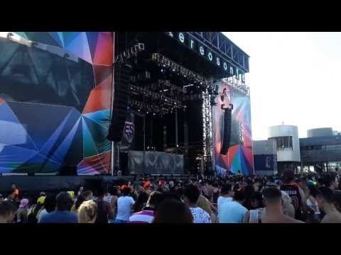 Day One Stereosonic 2013 Melbourne 18:04:27 Kaz James
