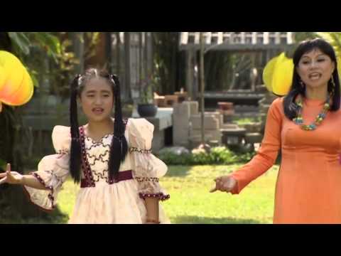 Quê hương đón mừng Phật đản - Ngân Huệ; Minh Tú