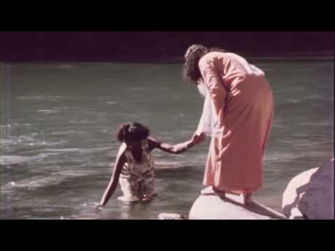 Alice Coltrane in India with Swami Satchidananda, 1970