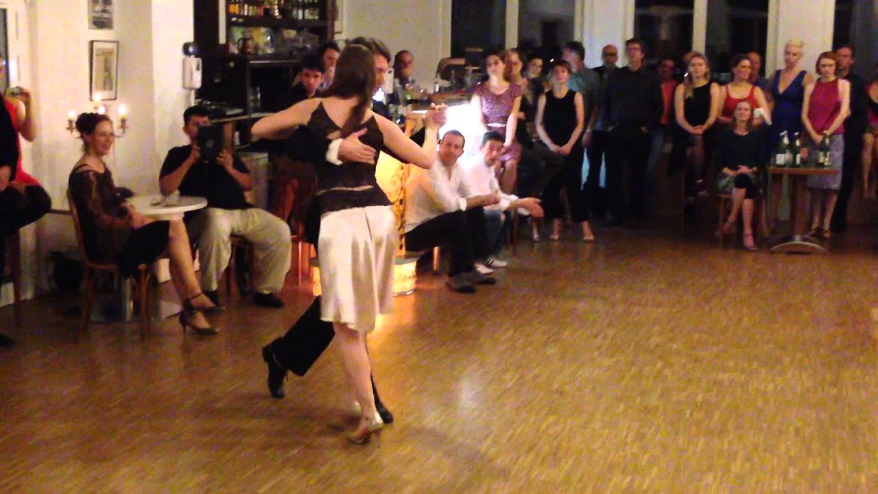 Anne & Ronny Feuer 2/4