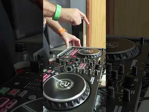 Testando  Mixtrack Pro Fx Numark + Serato DJ Pro com Stems