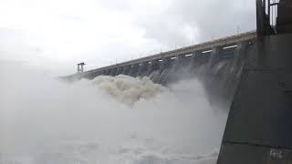 preview picture of video 'Hirakud Dam......(4)'