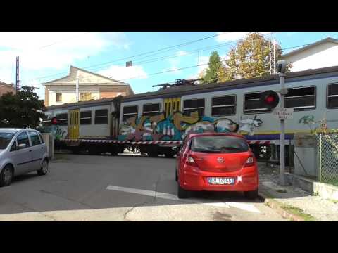 Passaggio a Livello Modena/ Passage a niveau/Level Crossing/Bahnübergang/ Spoorwegovergang