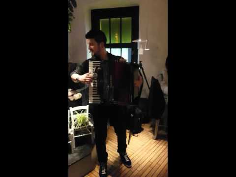 Aleksandar Olujić - Kula od stakla harmonika (02/04/16) Conca d'oro