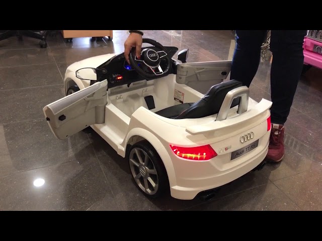Vídeo relacionado con COSTWAY 12V Aston Martin DBX Coche Eléctrico para Niños con Puertas Dobles Bloqueables, Control Remoto Parental, Arranque Lento, Luces LED, USB, Bocina, Vehículo Eléctrico para Niños (Blanco)