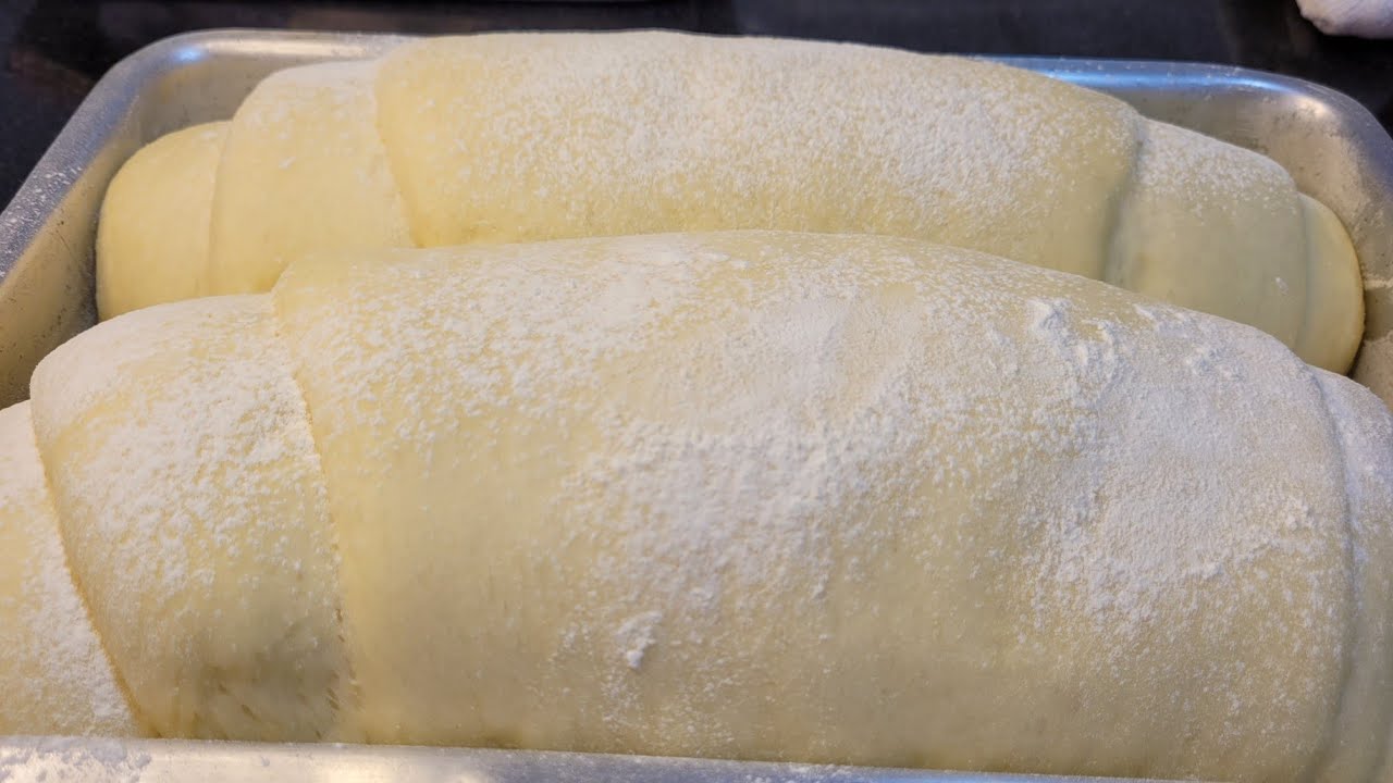 QUANTO MAIS EU FAÇO ESSA RECEITA MAIS MAIS PÃES CRECEM -RECEITA DE PÃO CASEIRO QUE CRESCE NO INVERNO