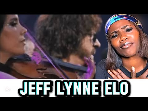 I MADE MY FRIEND REACT TO JEFF LYNNE (ELO) - LIVING THING 