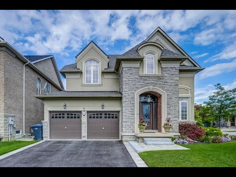 28 Eaglesprings Crescent, Brampton, ON