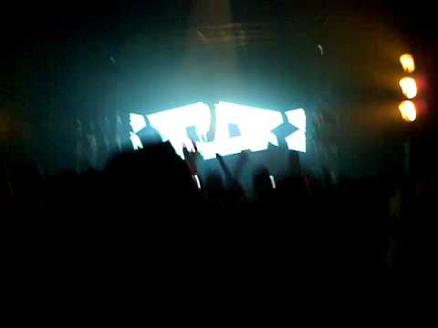 Steve Angello - Montreal @ Metropolis Oct 8th 2011 - Walking Alone