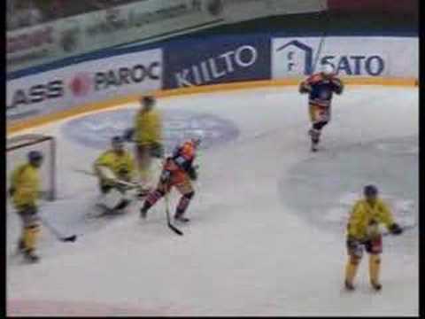 Espoo Blues: Dale Clarke