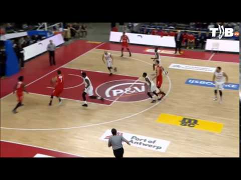 Ioann Iarochevitch (Spirou Charleroi) - Dunk