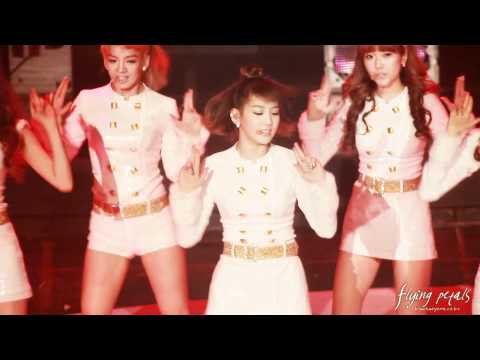 [Fancam] 101215 Taeyeon SNSD - Hoot + Oh!