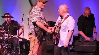 Ted Nugent and Bugs Henderson, Soul Man &amp; Johnny B Goode, Dallas Guitar Show, 19 April 2010