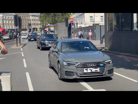 Metropolitan Police counter terrorism police convoy responding in London!