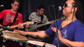 Video thumbnail for Dendȇ and Band Performs "Quero Ficar Com Voce" by Latin Percussion