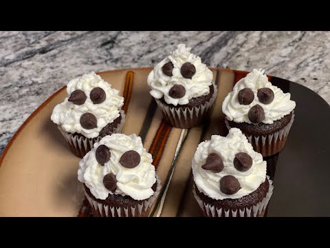 Easy Halloween treats/Halloween snacks/Ghost cupcakes recipe 🎃👻💀@NandiPrak