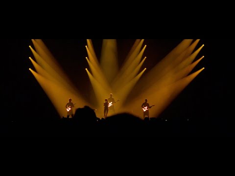 Video thumbnail for Monkey Me (Live 2013)