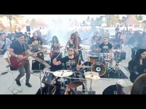 WALK FOO FIGHTERS AFBF JUAN CARLOS ARANDA