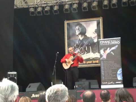 Francesco Buzzurro - Libertango (Acoustic Guitar Meeting 2012)