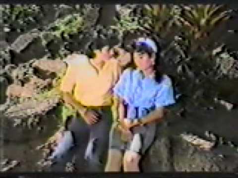 Kuntum Tbong Laó Jomlaek by Chea Saveun and Pan Ron