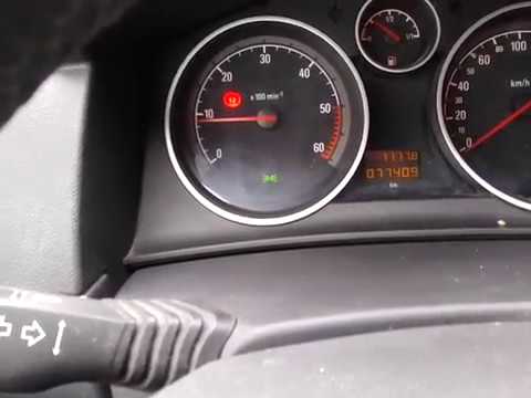 Как включить фары на Opel Astra - простая инструкция
