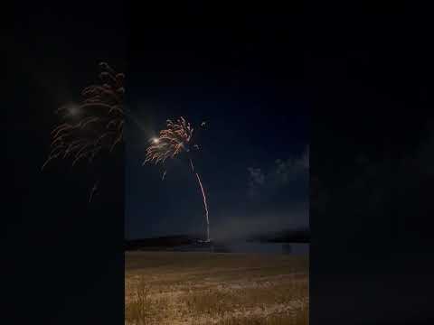 Ilotulitus Askola, Askola Areena 31.12.2025@suomenpyrotekniikka3785 